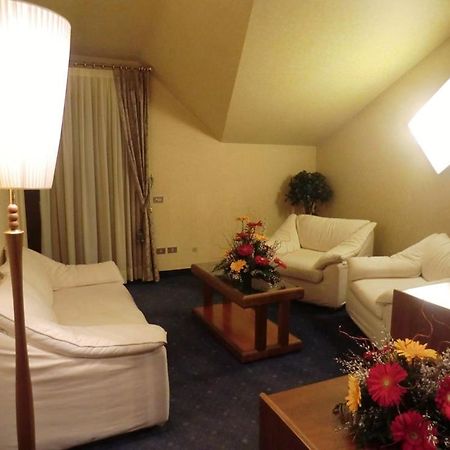 Hotel Bellavista Montebelluna Eksteriør billede