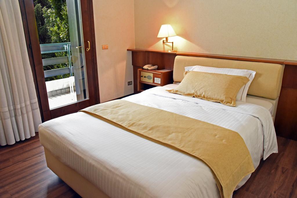 Hotel Bellavista Montebelluna Eksteriør billede